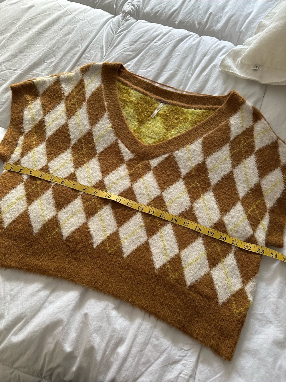 Free People Brown and White Argyle V-Neck Sweater Vest, size large - Picture 5 of 11
